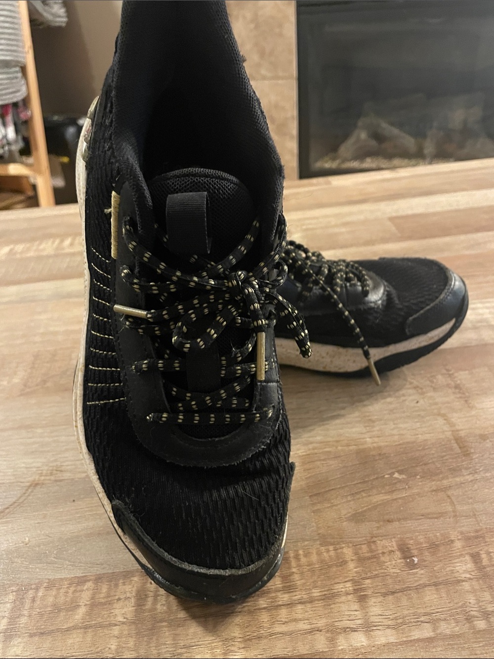Men’s Under Armour Curry Sneakers with Gold Accents